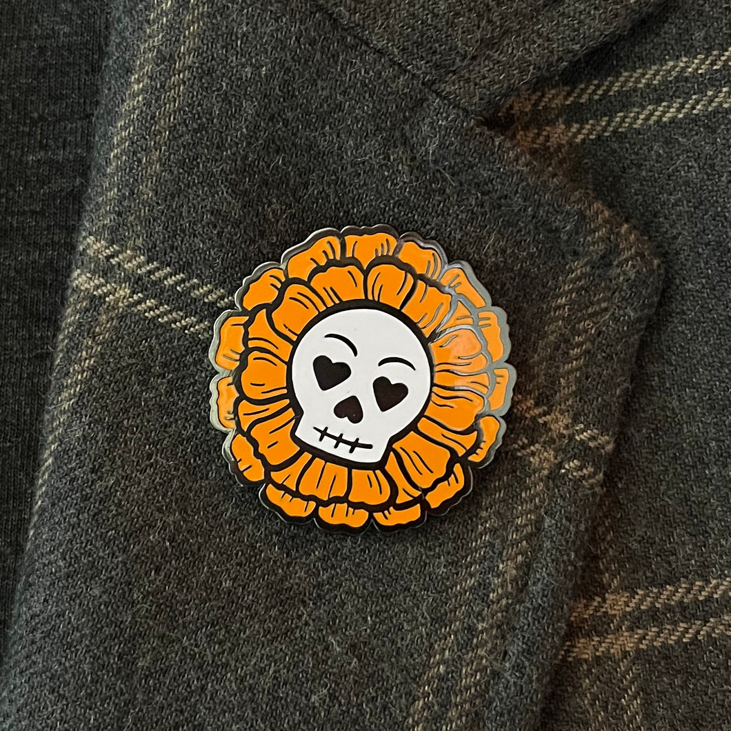 Skull Flower lapel pin