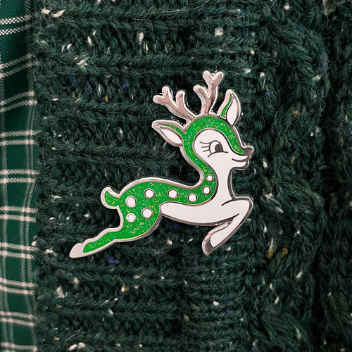 Green mid-century style Christmas deer enamel pin